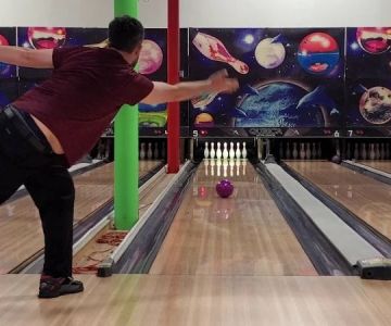 Tips for Bowling on Dry Lanes: How to Improve Your Game