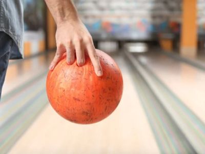 Best Bowling Alley Tips for Weekend Bowling: Improve Your Game and Enjoy Your Visit