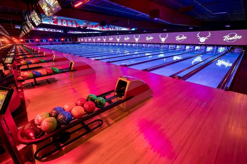 Best Bowling Alley Tips for Late-Night Games