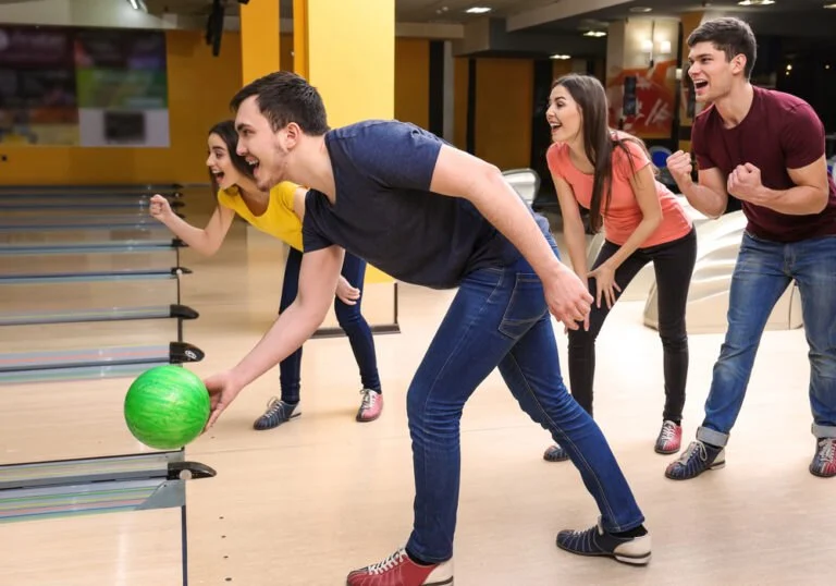 Bowling Tips for Beginners Who Struggle with Aim and Control
