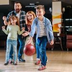 Bowling Tips for Families Looking for Fun Weekend Activities
