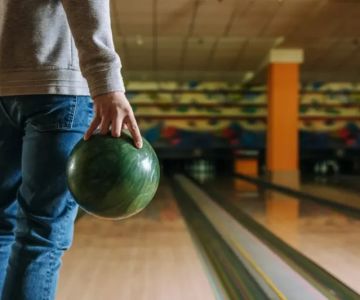 Step-by-Step Bowling Form Guide: Improve Your Technique and Score Higher