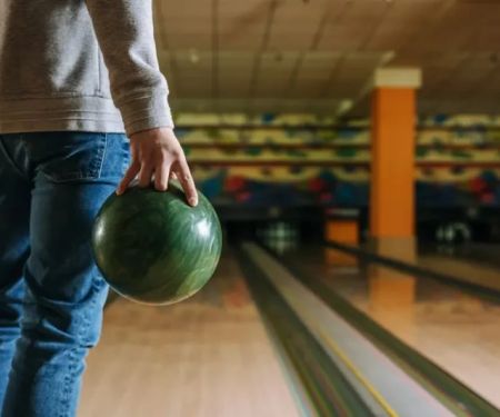 Step-by-Step Bowling Form Guide: Improve Your Technique and Score Higher
