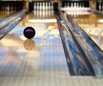 How to Choose the Right Bowling Lane for Best Performance