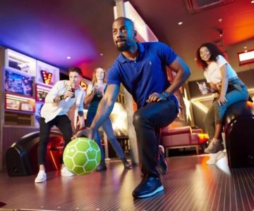 Best Bowling Centers Near Me for Parties and Celebrations