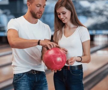 Best Bowling Tips for Beginners to Improve Score Fast Without Expensive Equipment