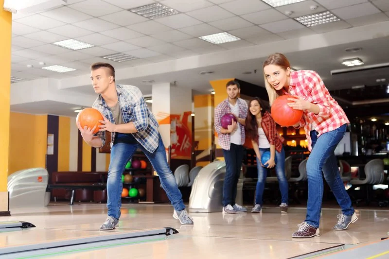 How to Join a Bowling League in the US: Beginner Guide and Tips | Southwestern Lanes