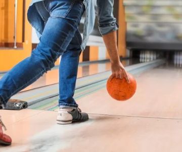 Bowling Tips for Weekend Bowling Enthusiasts to Improve Their Game