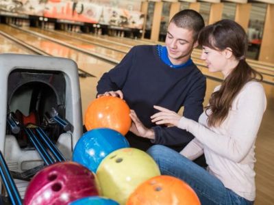 Bowling Tips for League Beginners to Improve Your Game Fast