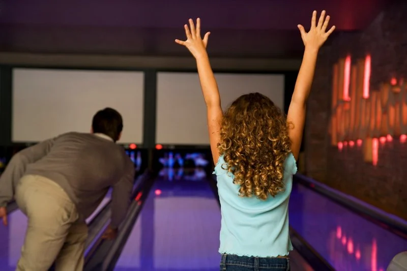 Top Bowling Alleys Near Me for Birthday Parties and Events Guide