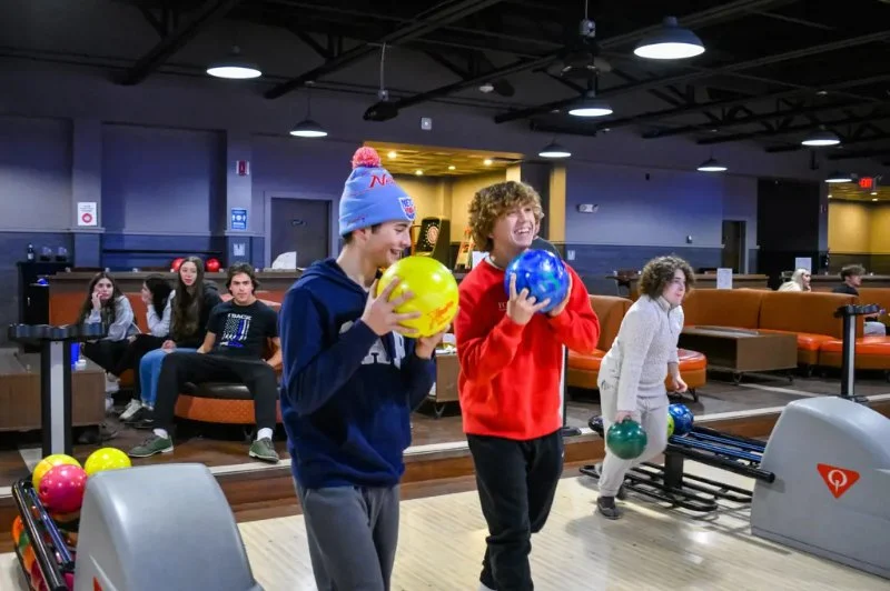 Affordable Bowling in Oakland for Weekend Fun: Tips and Top Spots