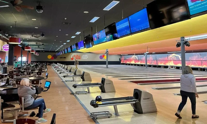 Cheap Bowling Nights Near Me: Best Deals and Discounts Guide