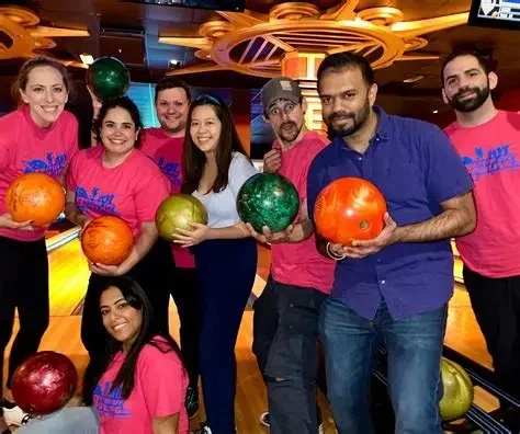 Cheap Bowling Deals in Phoenix for Students, Families, and Weekend Fun