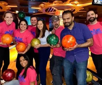 Cheap Bowling Deals in Phoenix for Students, Families, and Weekend Fun