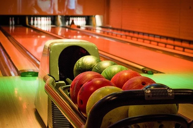 Cheap Bowling Near Me in Jacksonville with Deals and Discounts Guide