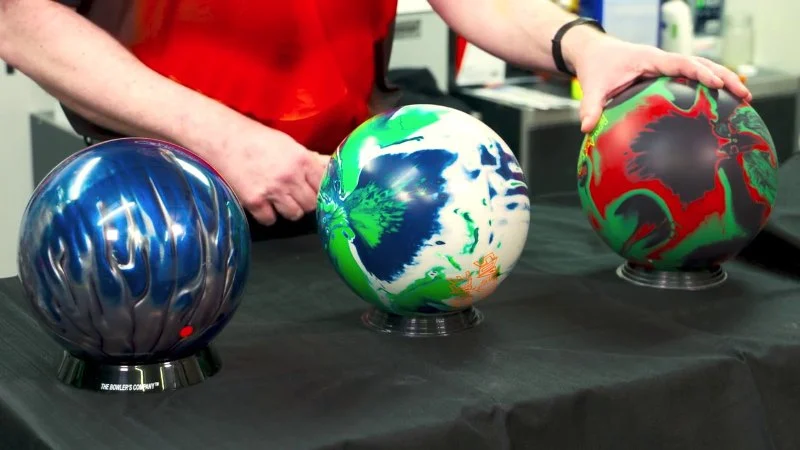 How to Select the Perfect Bowling Ball for Your Style