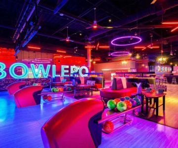 Best Bowling Alleys in Aurora With Affordable Prices