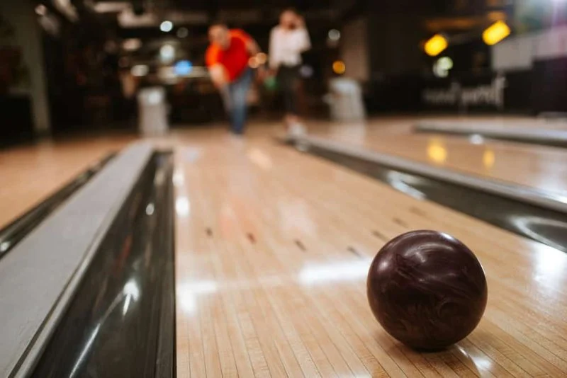 Best Bowling Balls for League Players Seeking Consistent Performance