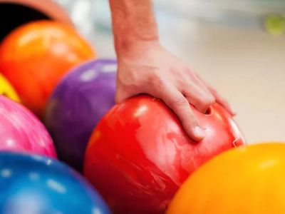 Best Bowling Balls for Beginners: Affordable High Performance