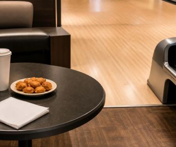 Food and Drinks at a Bowling Alley: Keep the Approach Clean